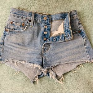 501 Levi’s Shorts